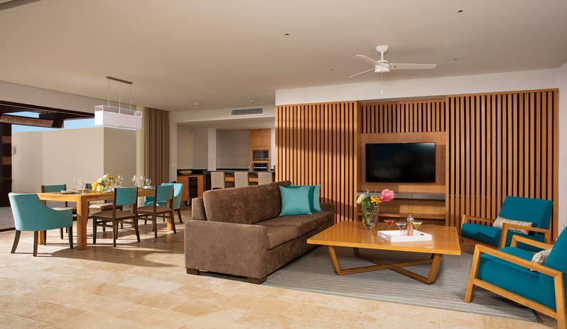DREAMS PLAYA MUJERES PREFERRED CLUB  PARAMOUNT ROOM LIVING AREA